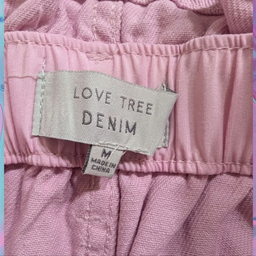 NWT Love Tree Pink Paper Bag Waist Women's Shorts Size Medium